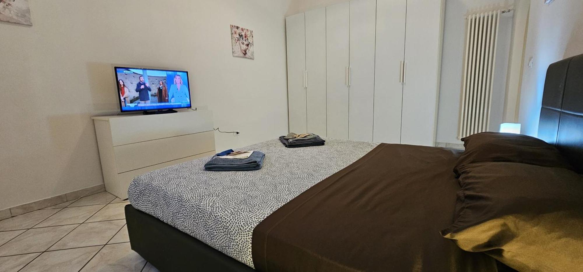 Luxury Station Apartment Болонья Экстерьер фото